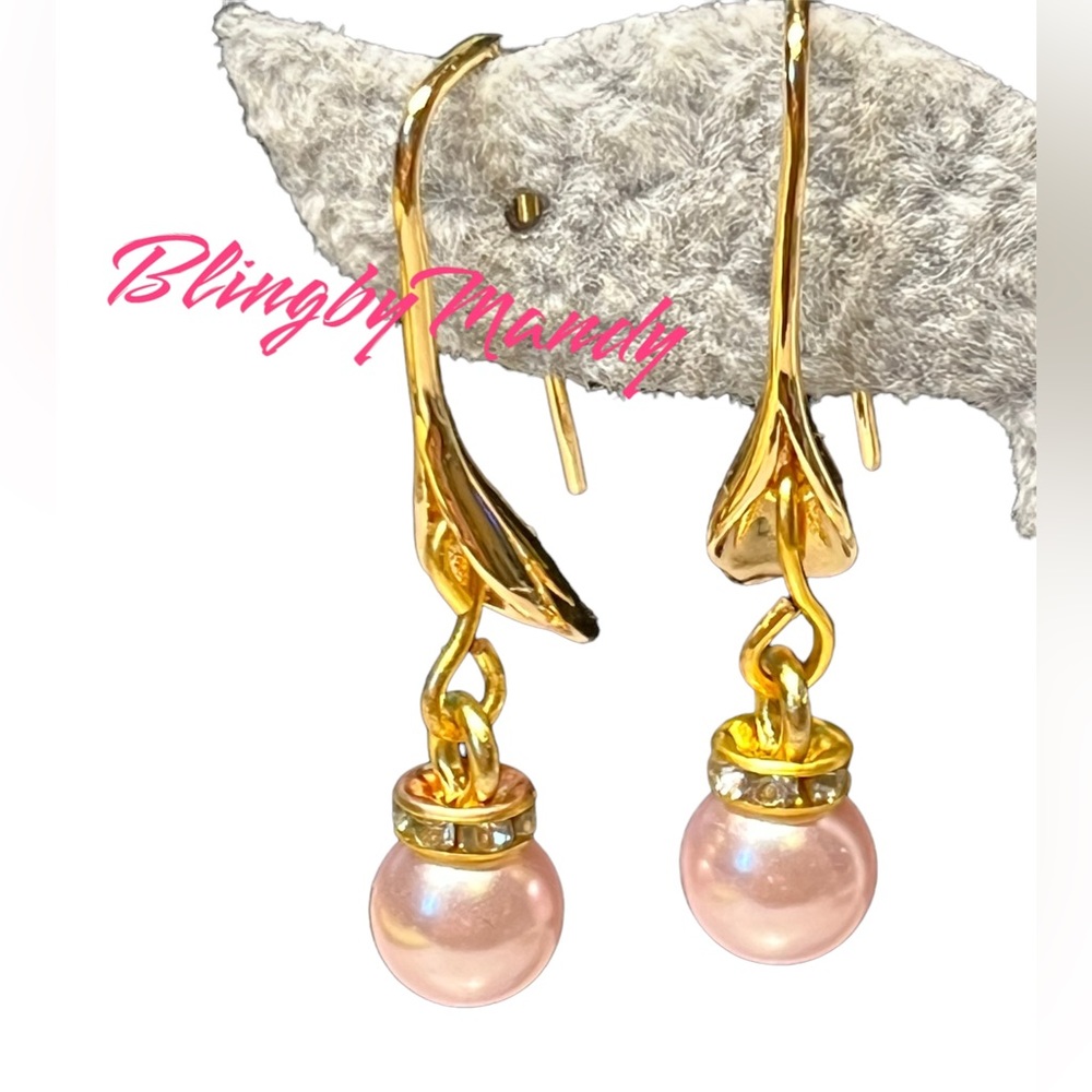 Faux pink pearl earrings with rhinestone accent-calla lilies hook